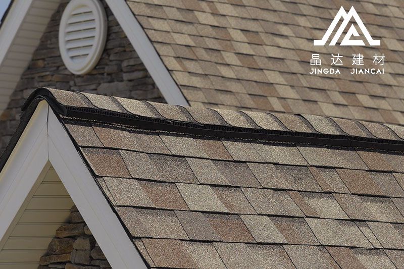 【彩色油氈瓦】挑選晶達(dá)裝飾建材優(yōu)點(diǎn)在哪兒?【彩色油氈瓦平屋面】的優(yōu)勢反映在哪一方面? 【彩色油氈瓦】挑選晶達(dá)裝飾建材優(yōu)點(diǎn)在哪兒?【彩色油氈瓦平屋面】的優(yōu)勢反映在哪一方面?